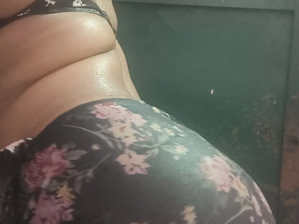 sherintamilponnu's Offline XXX Chat