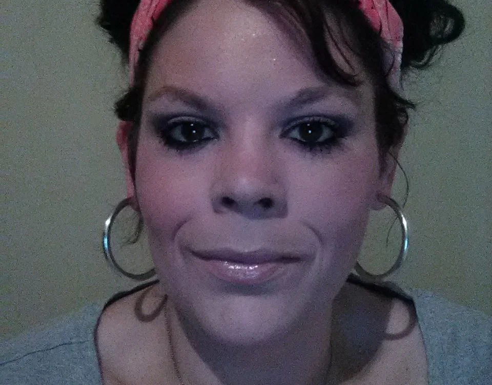 cumslutflutterdownmylips' Offline XXX Chat