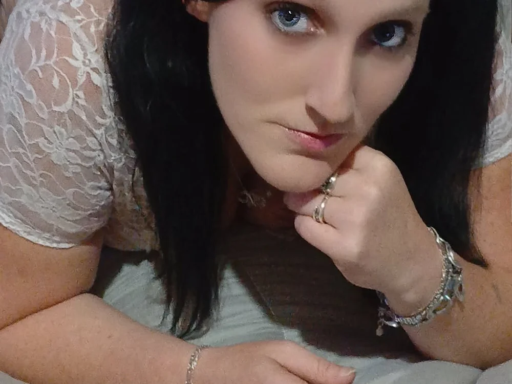 Nina929's Offline XXX Chat