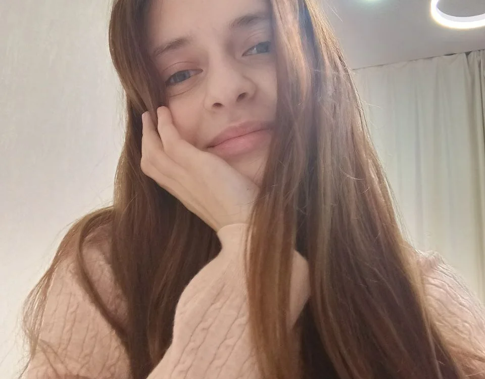 FrcistasacuteのライブXXXチャット