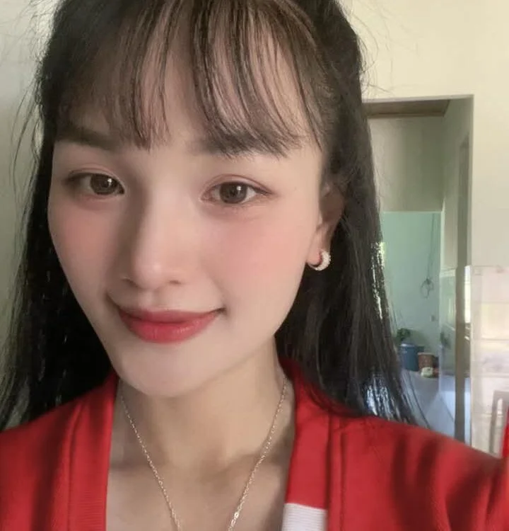-Mimin_'s Offline XXX Chat