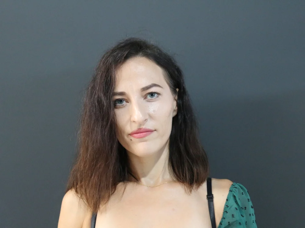 PaigeCruz's Offline Chat Room