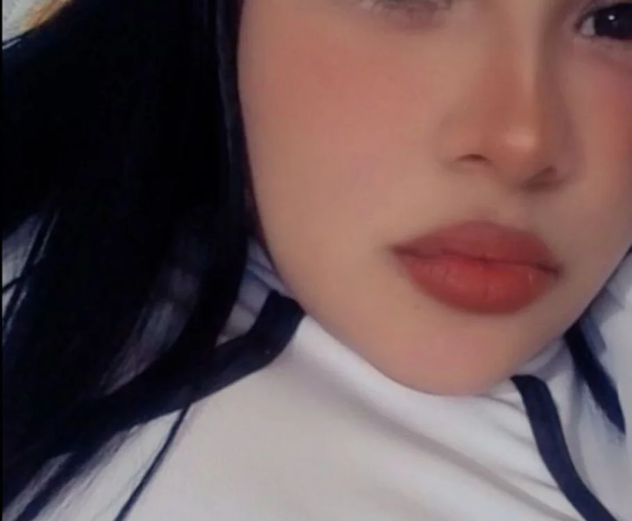 nicole_pastori's Offline XXX Chat