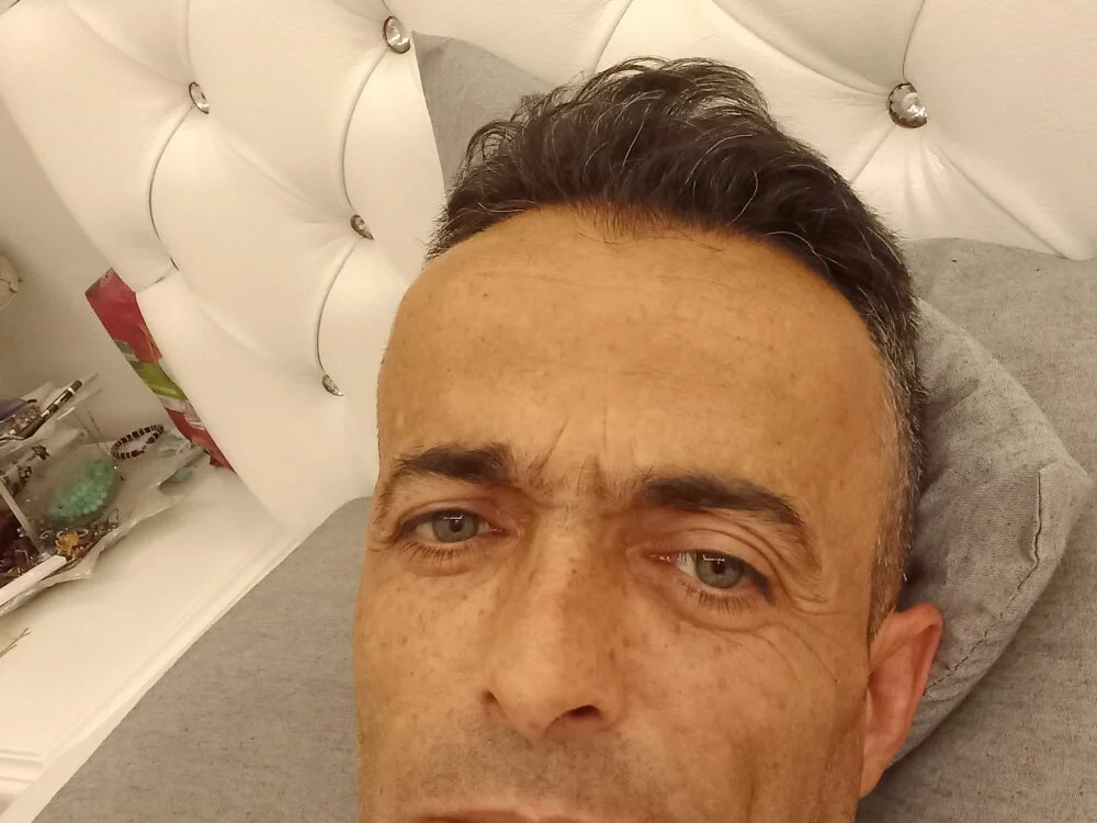 Blade3535@xh Chat XXX Ngoại tuyến