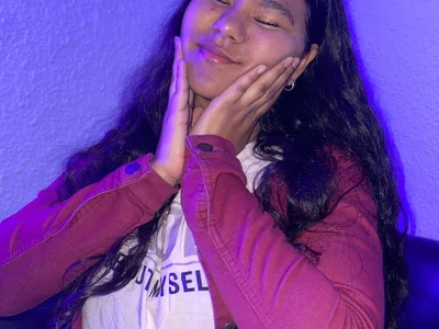 AhslyEvans__ profile