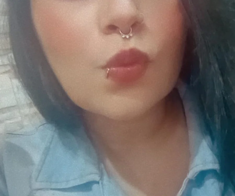 Arianna-Cooper offline chatrum