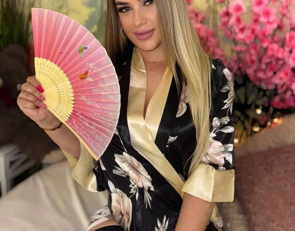 JuicyMillena Chat XXX offline