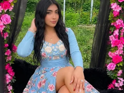 Sweed-virgin-pussy on StripChat