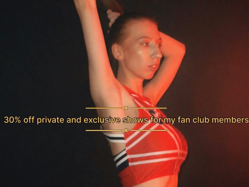 CareyJonasn Offline XXX chat