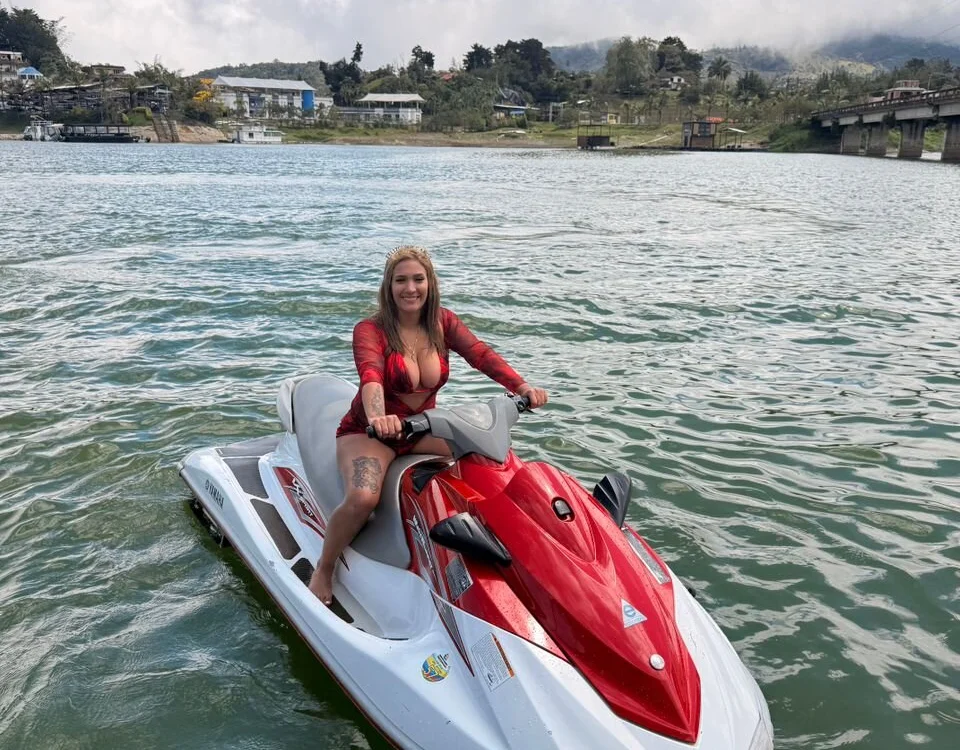 PaulaRussso 離線 XXX 聊天