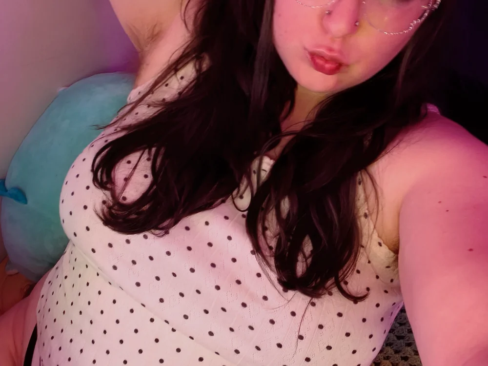 Offline XXX chat modela starfucker420XO