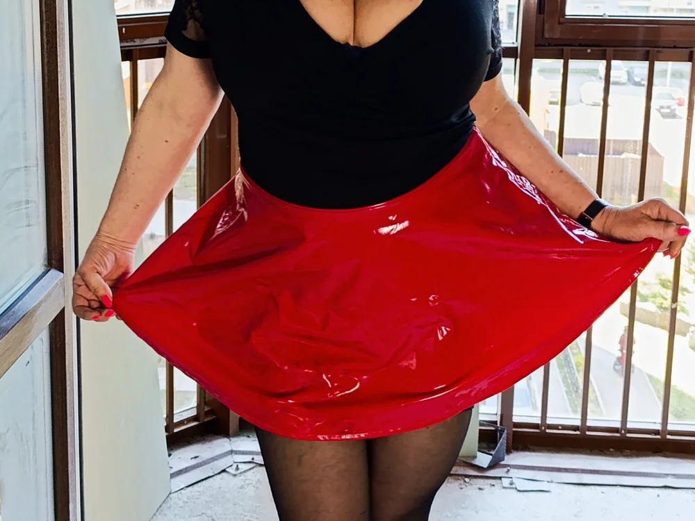 MollyyJoyy's most recent online preview