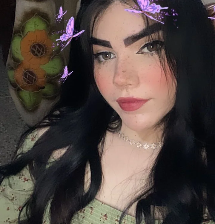 Raili_69's Offline Chat Room