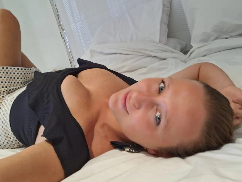 MadDuo Chat XXX offline