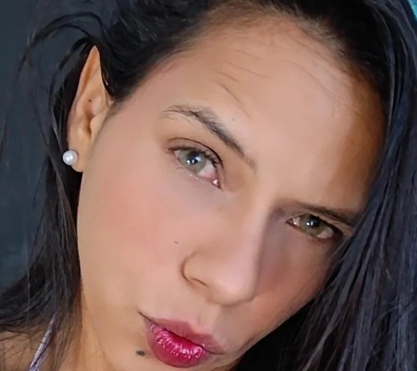 SusanLeroy অফলাইন XXX চ্যাট