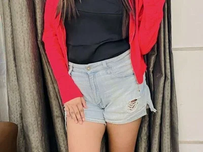 Simran_rathore Female Leather Webcam Nude