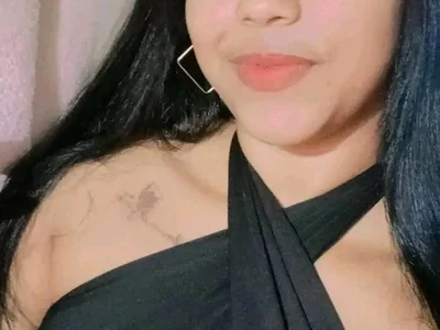 Karolasm Female C2c Strip Cam