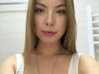 Lola_Presley Female Ahegao Live Webcam Nude