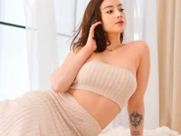 KaylaMagnetic élő XXX-chatje