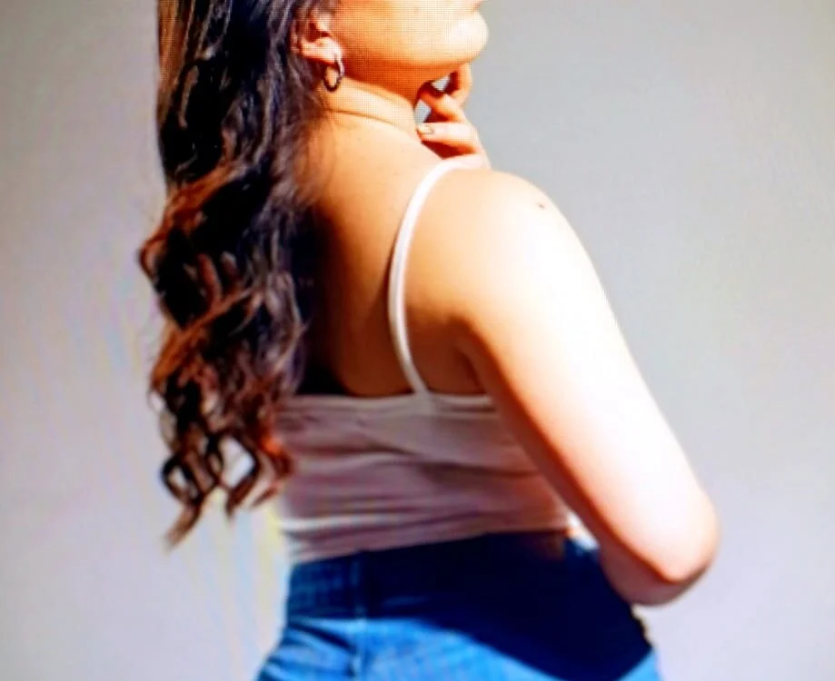 mia_wills_ Offline XXX-chat