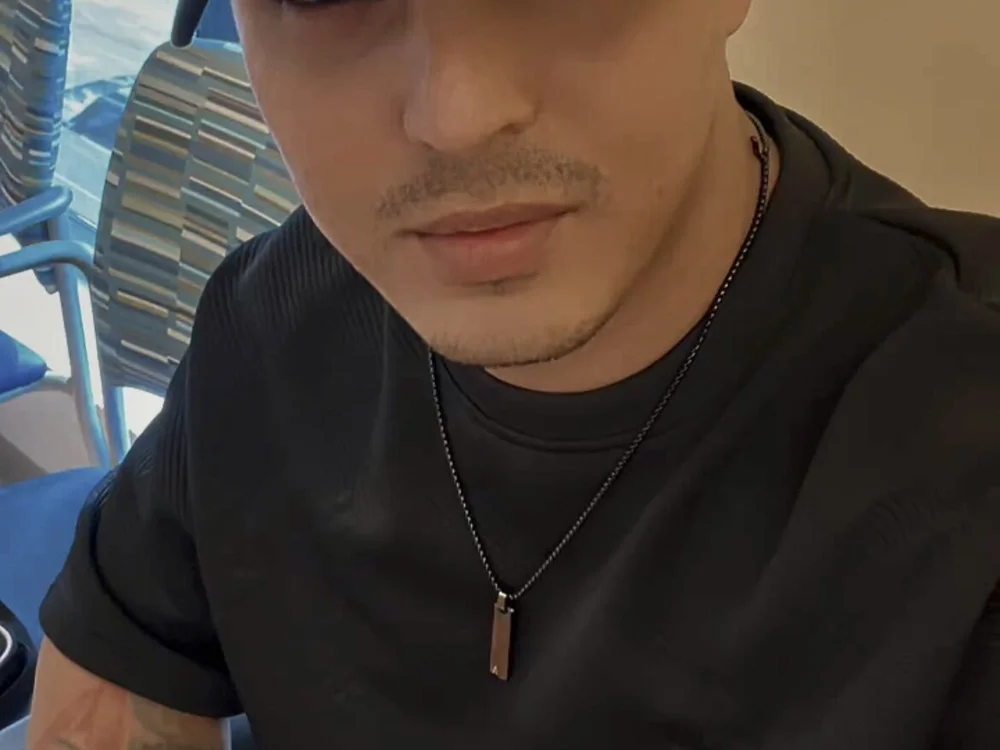 Marcos301202's Offline Chat Room