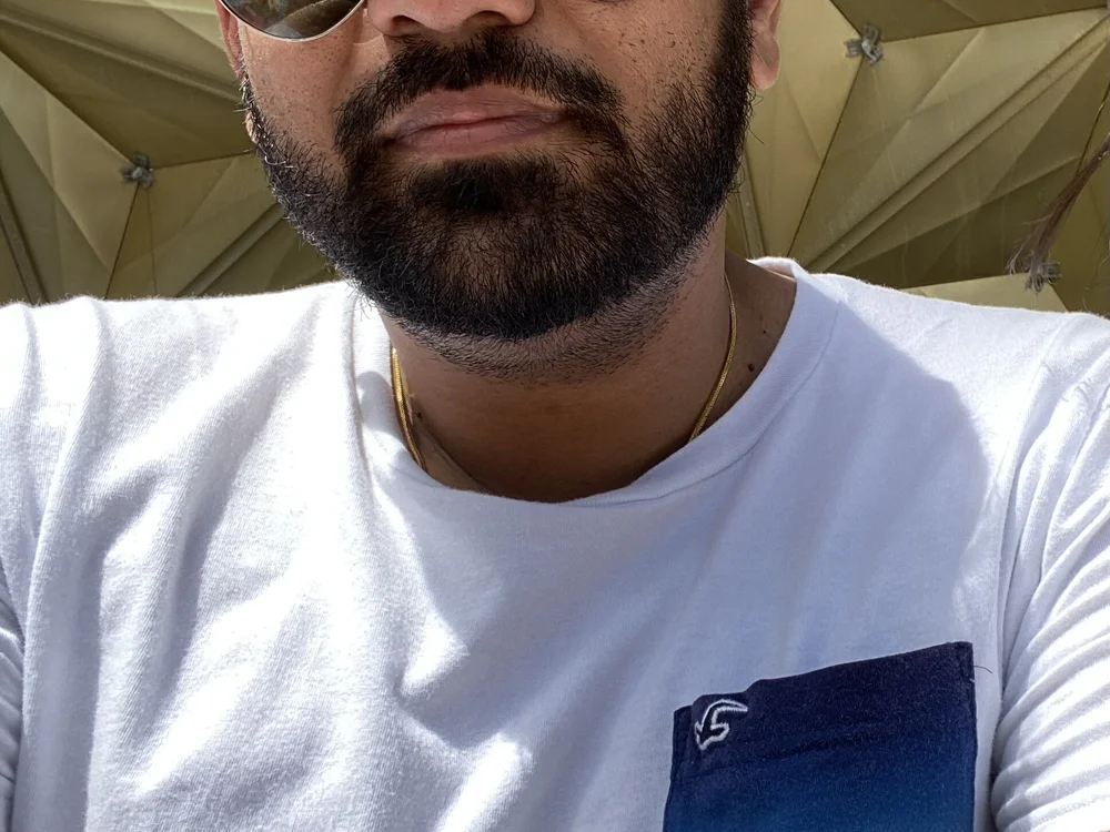 gino32582's Offline Chat Room