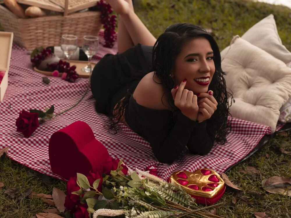 Amara_Davis1 Obrolan XXX Offline