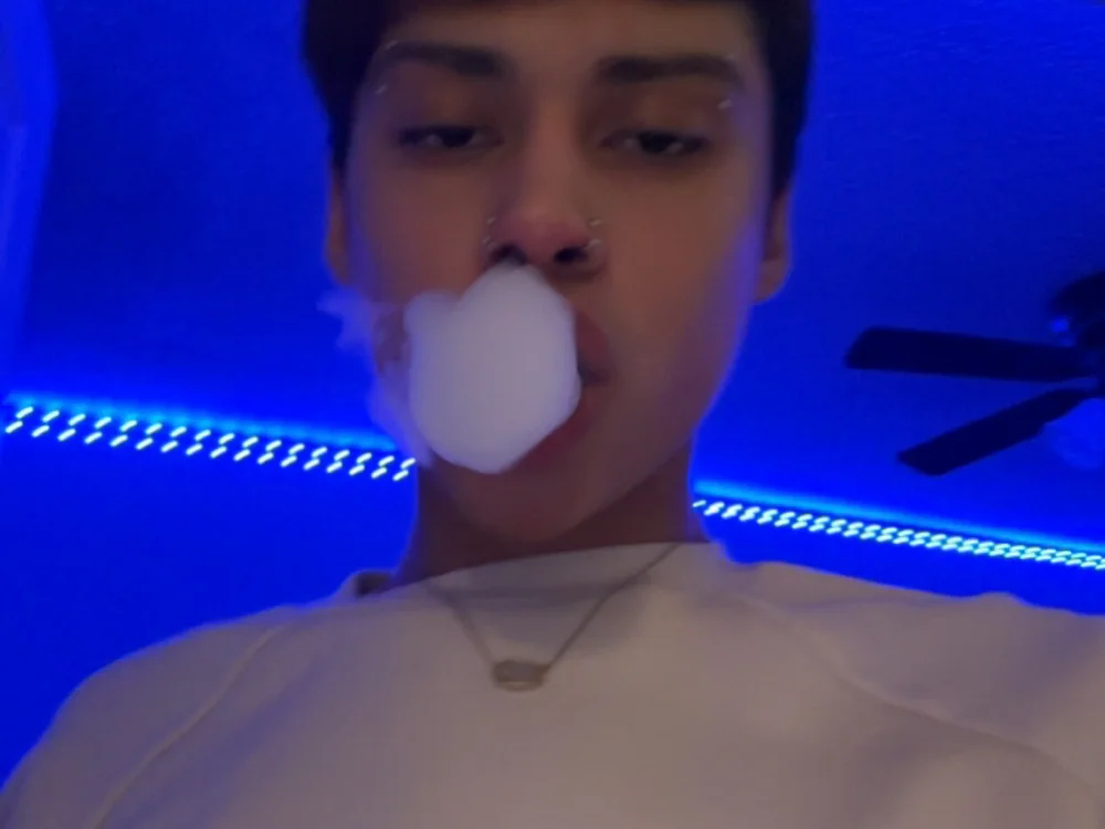 selfmadedavidd's Offline XXX Chat