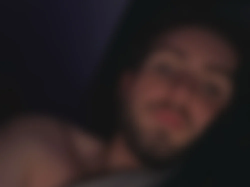 Rafi_hot's Offline Chat Room