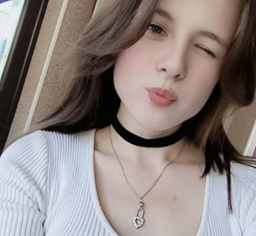 KarolinaSky Chat XXX offline