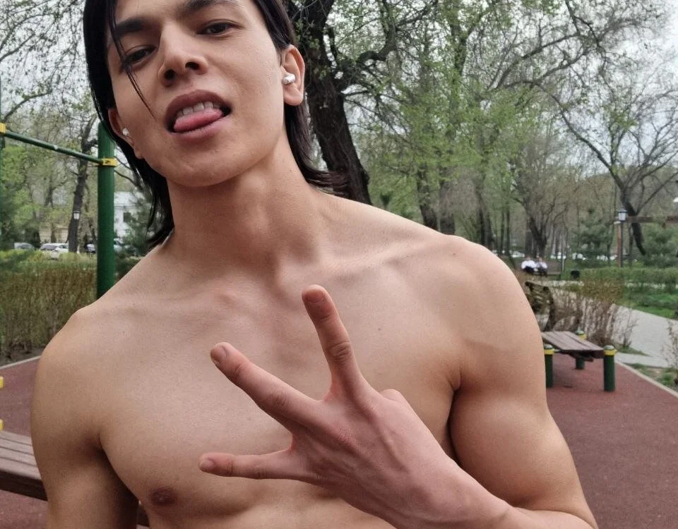 ItachiKage Offline XXX-chat