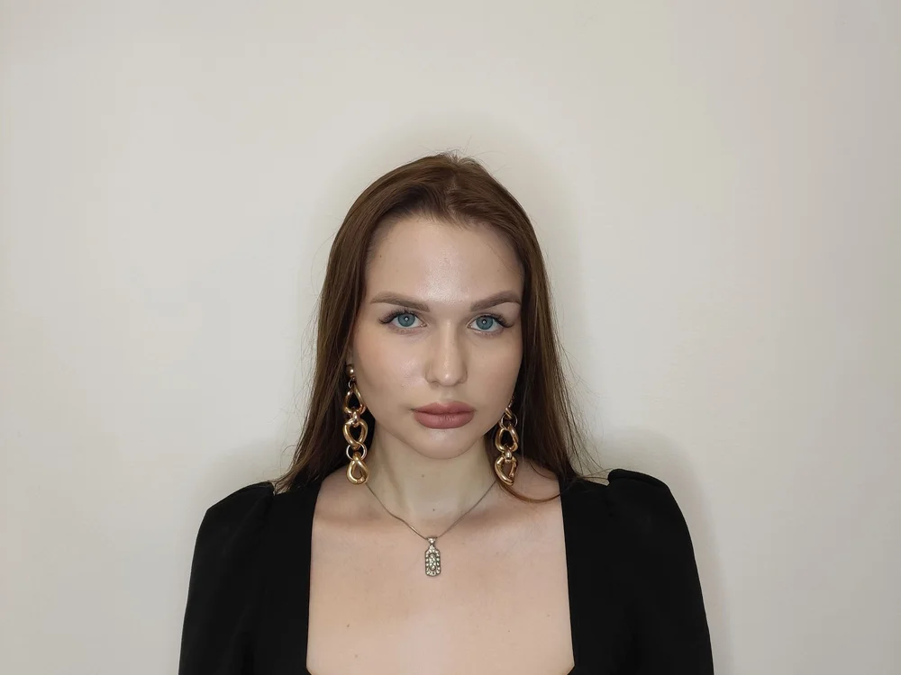 AgnesYoung offline chatrum