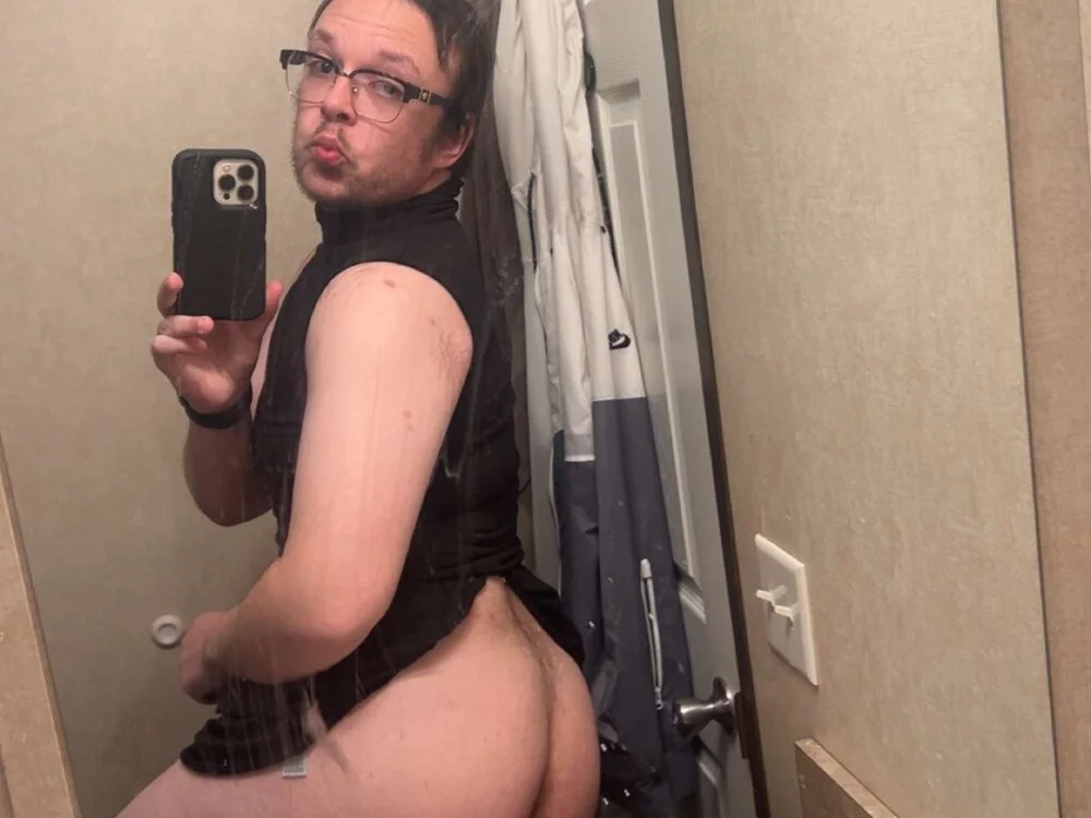 bluesfan6842 Chat XXX offline