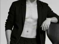 y_eiboy 🦄 adult webcam chat