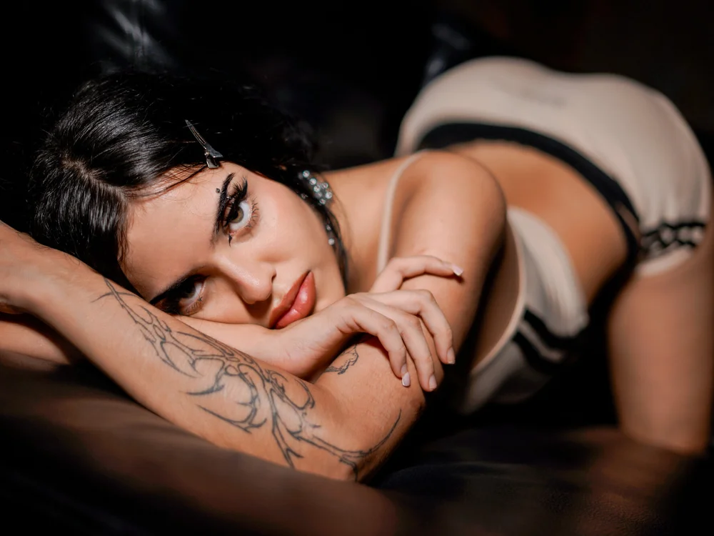 brattystar Offline XXX Chat