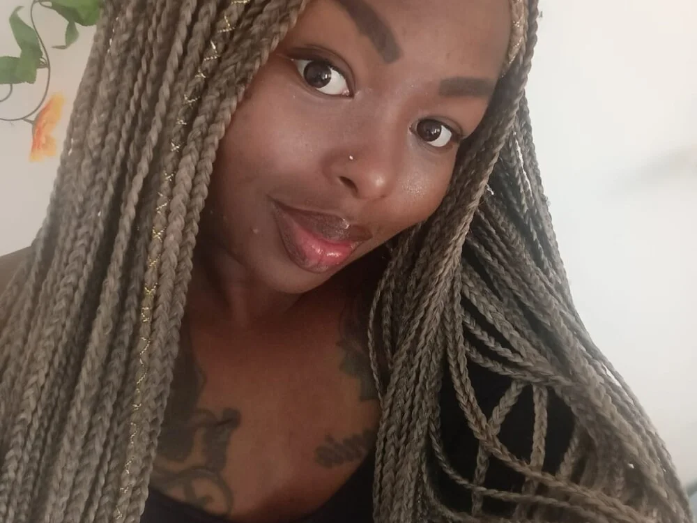 دردشة _Zooee الجنسية دون اتصال