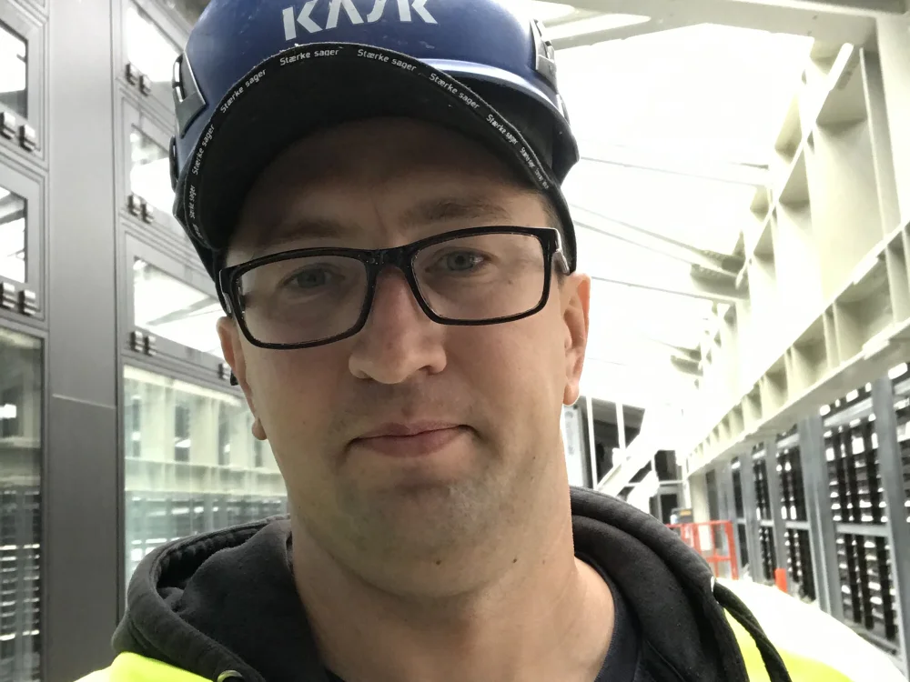 86Oleksandr's Offline Chat Room