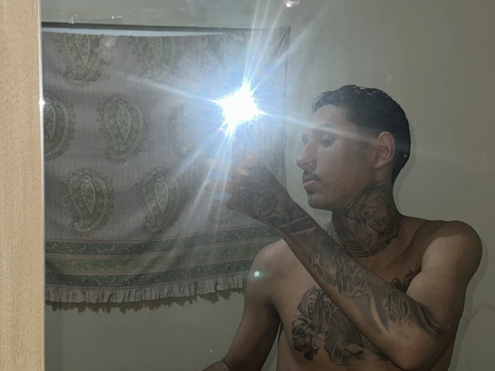 Offline XXX chat Juniornovinho80