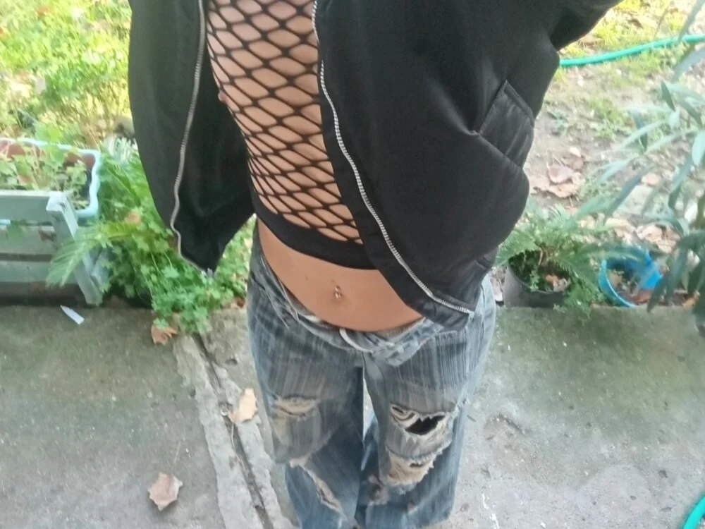 Sembang XXX Luar Talian Skinnyshiny_boy