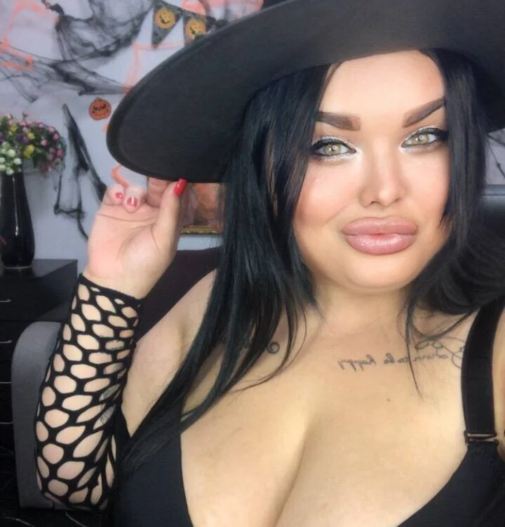Margater_Riley's Offline Chat Room