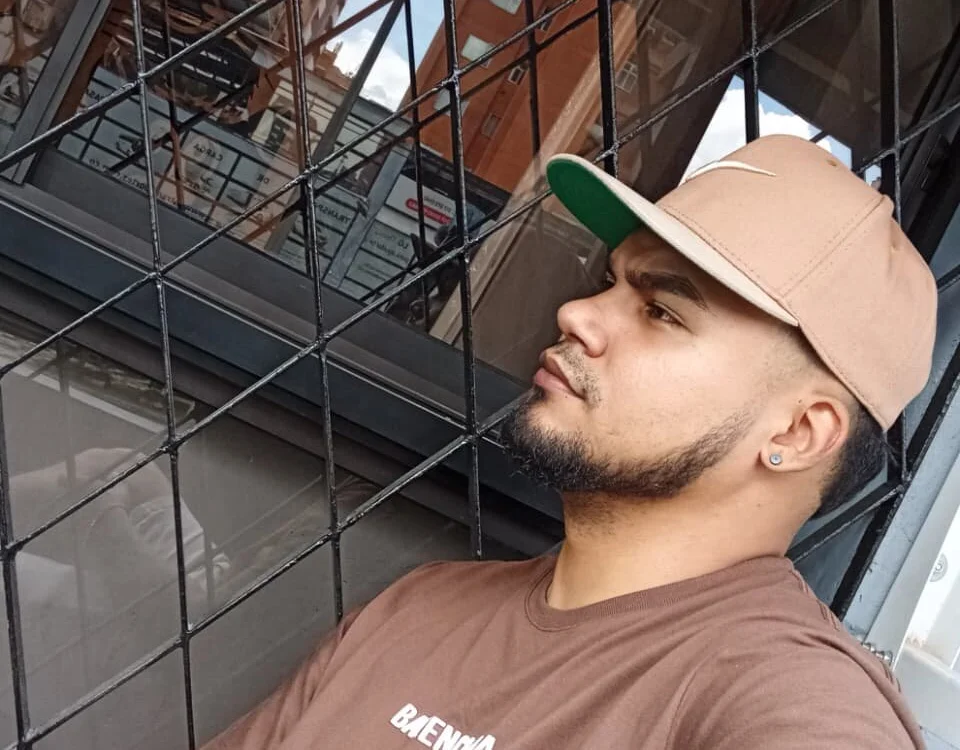 handsome_boys22 离线XXX聊天