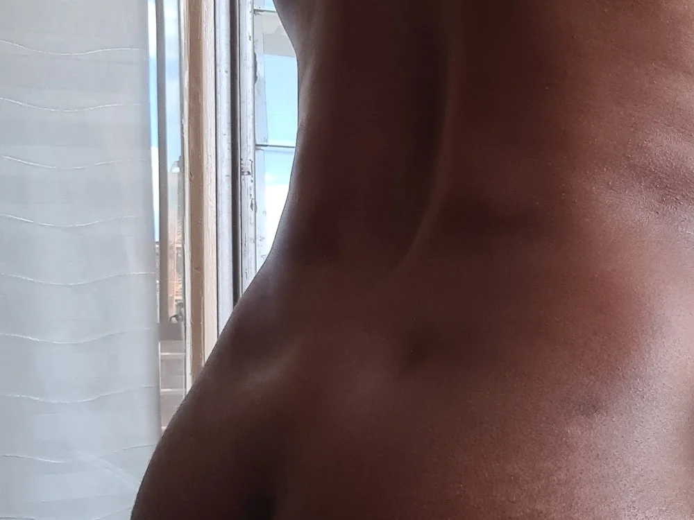 _juicyass_'s Offline XXX Chat