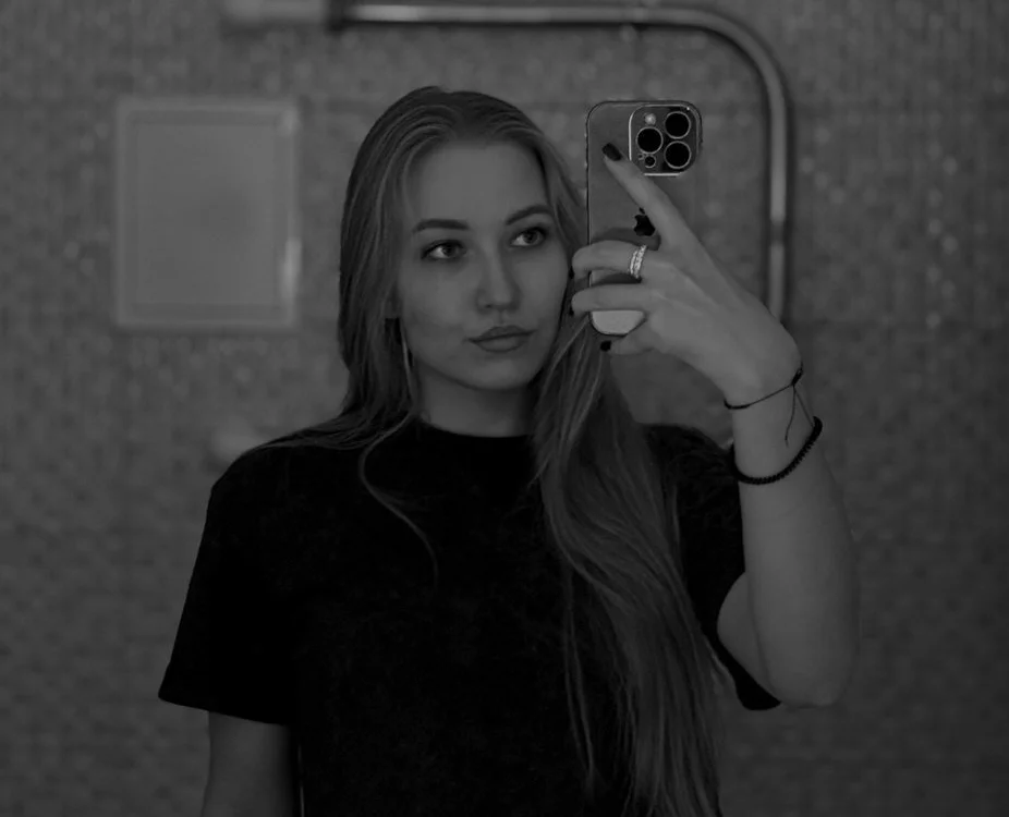 Mia_milleks Offline XXX-chat