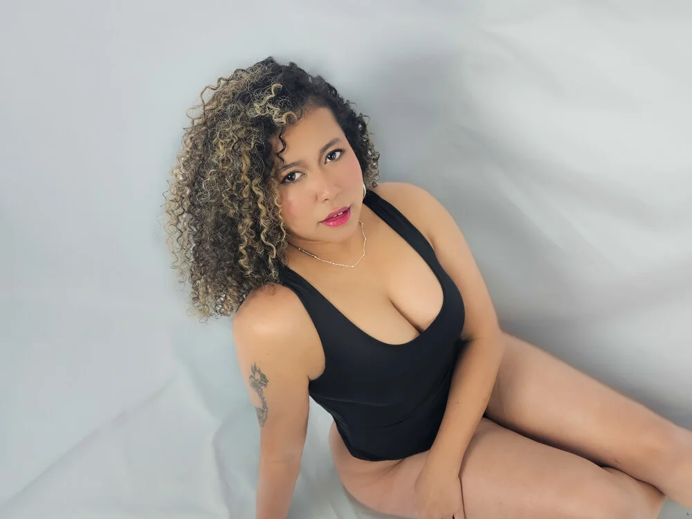 Offline XXX chat Kenia_tompson01