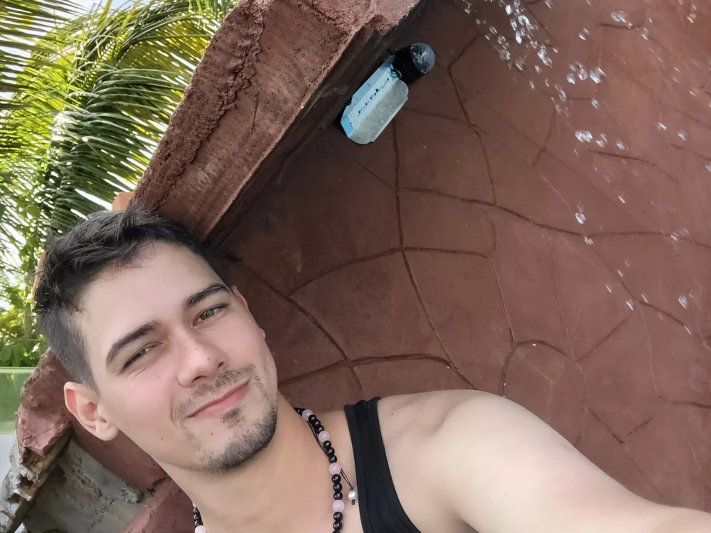 LovingAngel30's Offline Chat Room