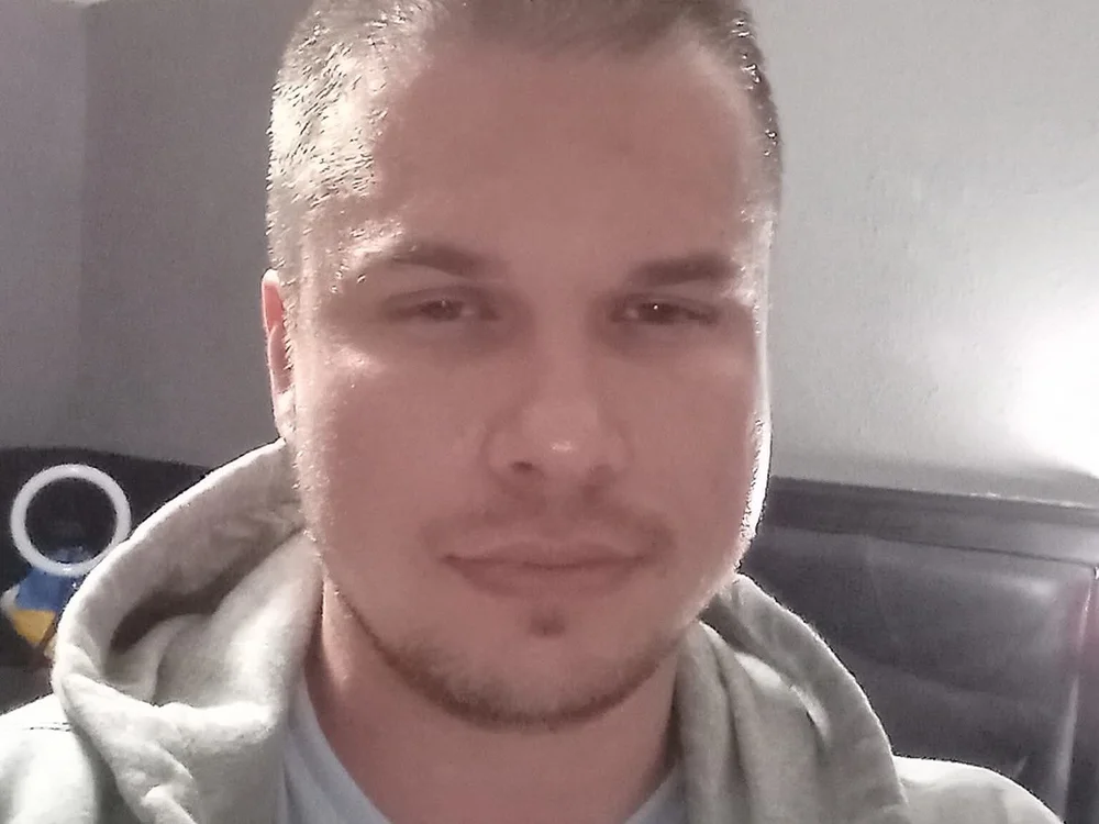 Theguy209's Offline Chat Room