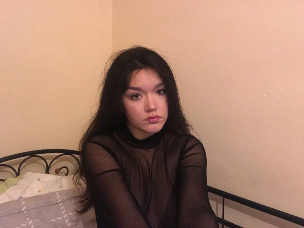 AngelinaBond's Offline XXX Chat