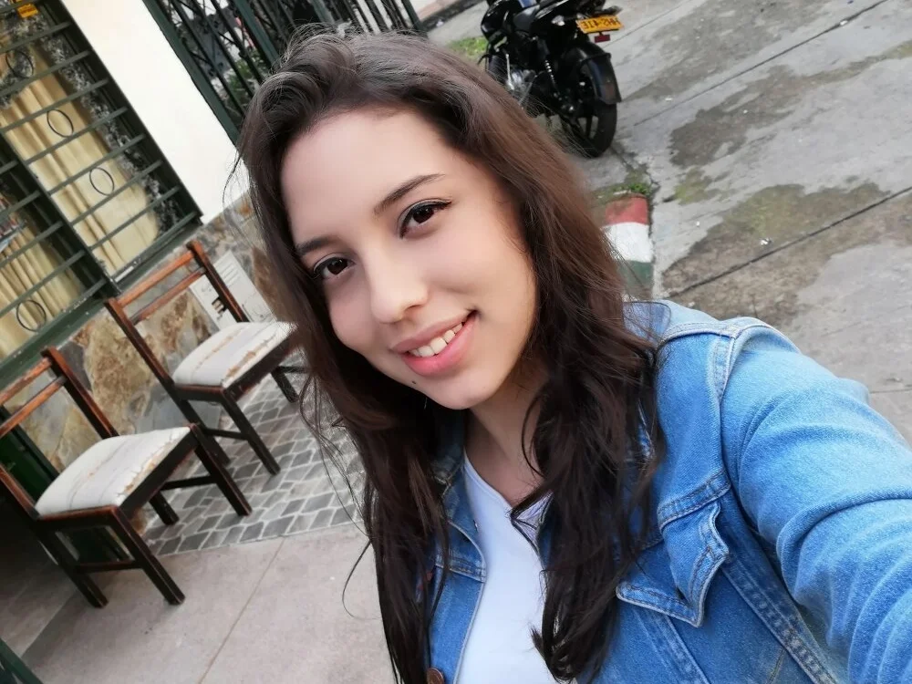 Chatroom XXX hors ligne de onissm