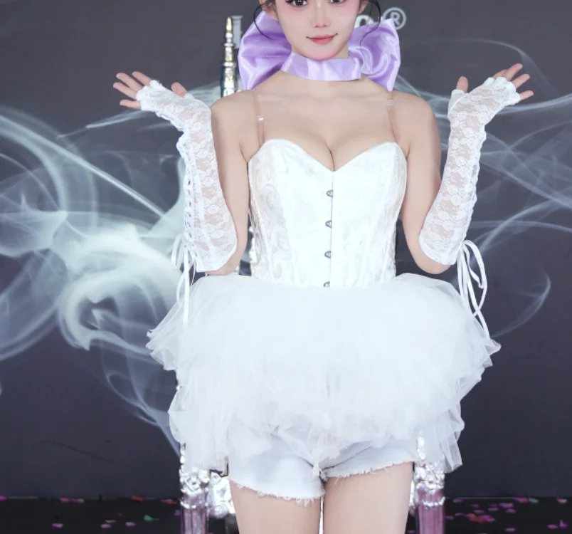 دردشة Dancer_Lucky-Nini الجنسية دون اتصال