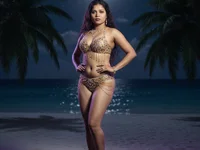 Модель SexyRayla